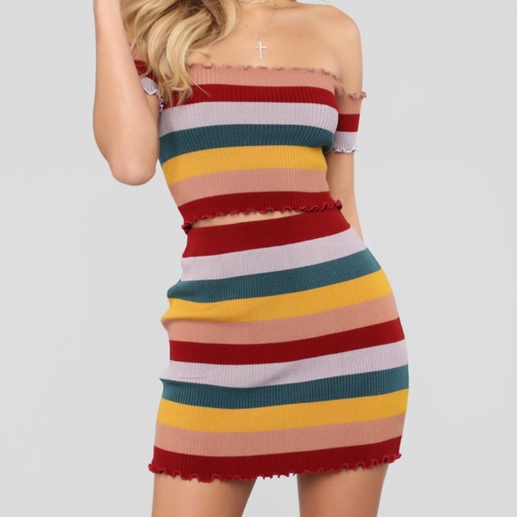 Fashion Nova Other - Fashion Nova Bubble Gum Poppin' Teal Set M/L